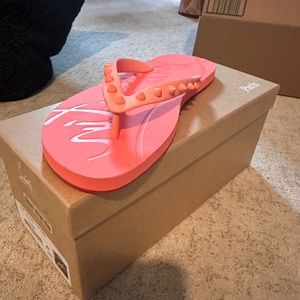 Brand New Louboutin Flip Donna Flat Rubber